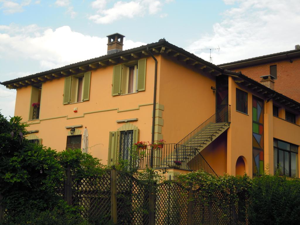 Villa Mery Casale Monferrato Exterior foto
